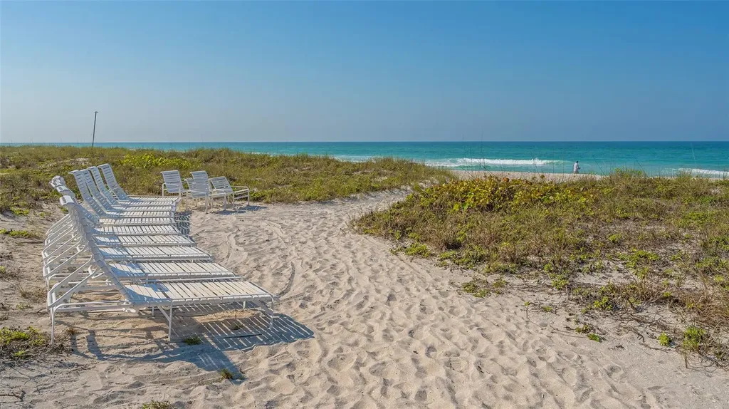 2109 Gulf Of Mexico Drive Longboat Key FL 34228