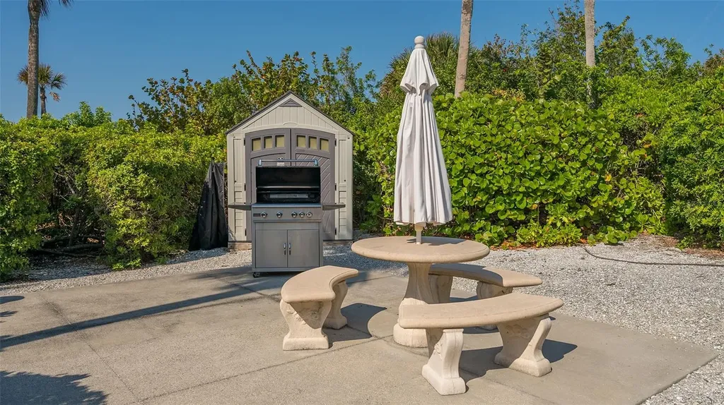 2109 Gulf Of Mexico Drive Longboat Key FL 34228