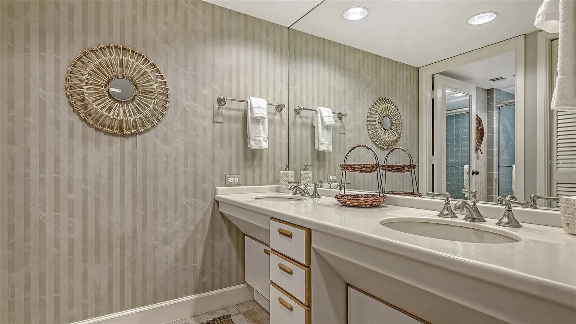 2109 Gulf Of Mexico Drive Longboat Key FL 34228