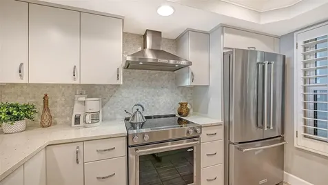 2109 Gulf Of Mexico Drive Longboat Key FL 34228