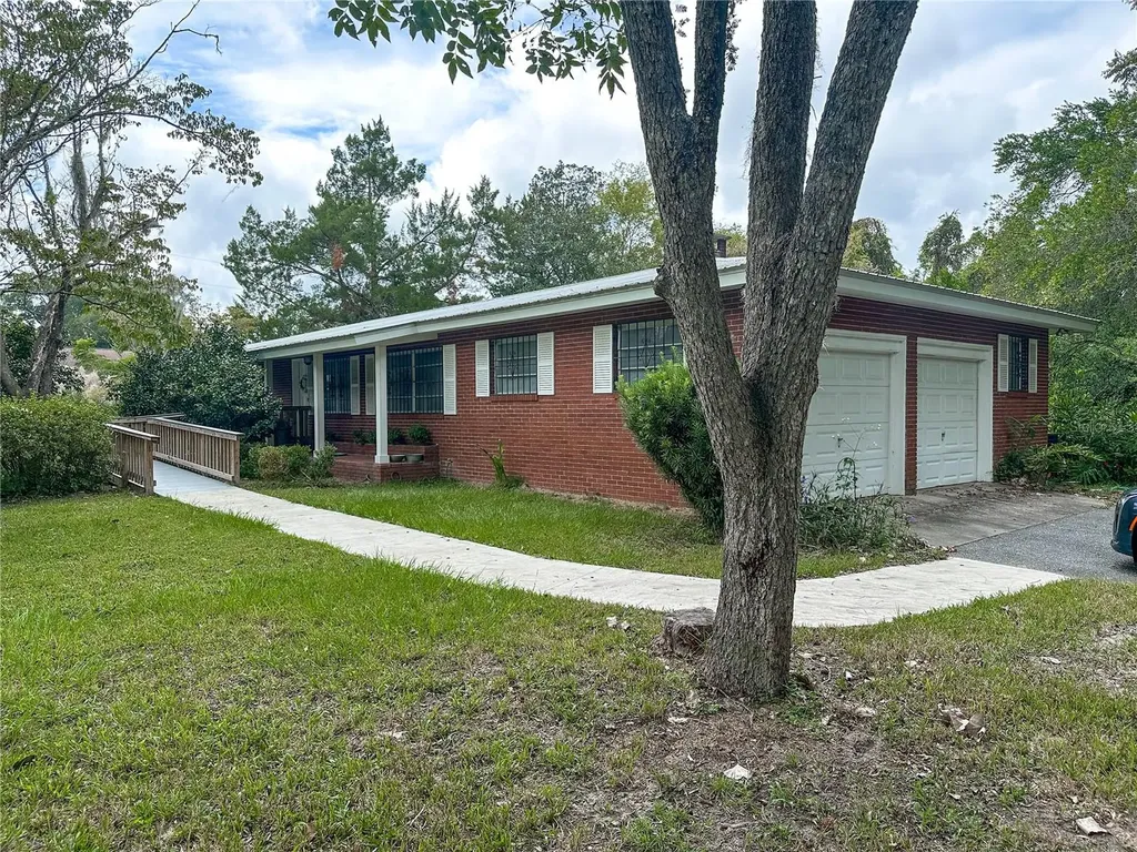 6399 SW County Road 18 Fort White FL 32038