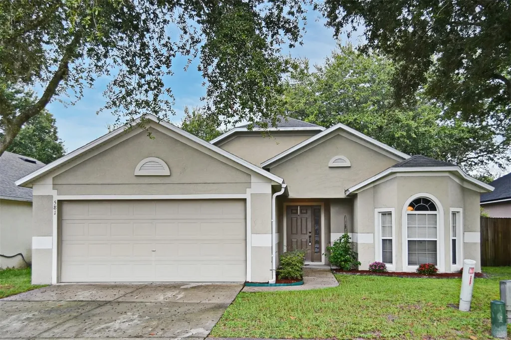 581 Blue Water Avenue Orange City FL 32763