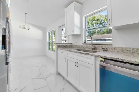 5207 Peach Avenue Seffner FL 33584