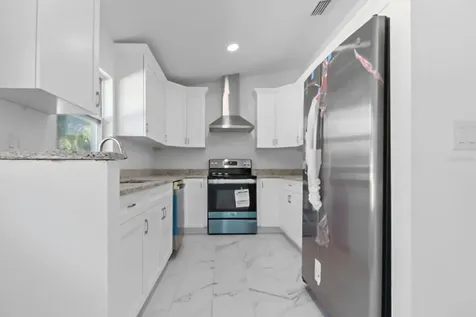 5207 Peach Avenue Seffner FL 33584