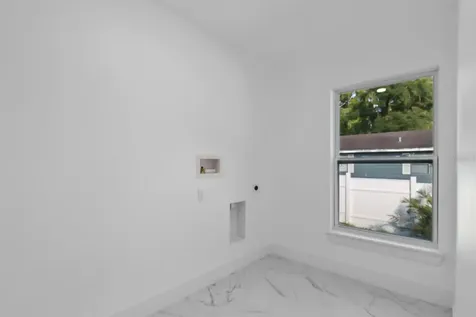 5207 Peach Avenue Seffner FL 33584