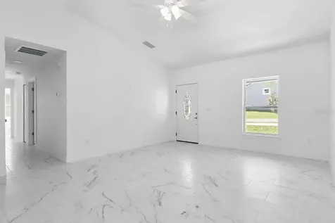 5207 Peach Avenue Seffner FL 33584
