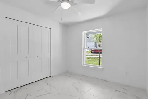 5207 Peach Avenue Seffner FL 33584