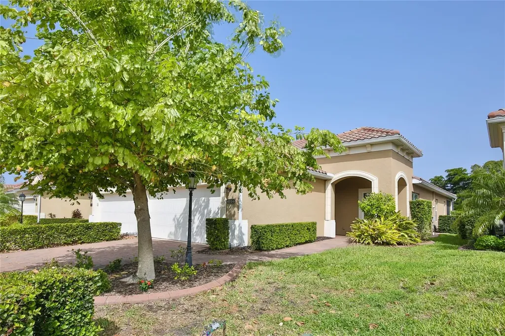 6914 Playa Bella Drive Bradenton FL 34209