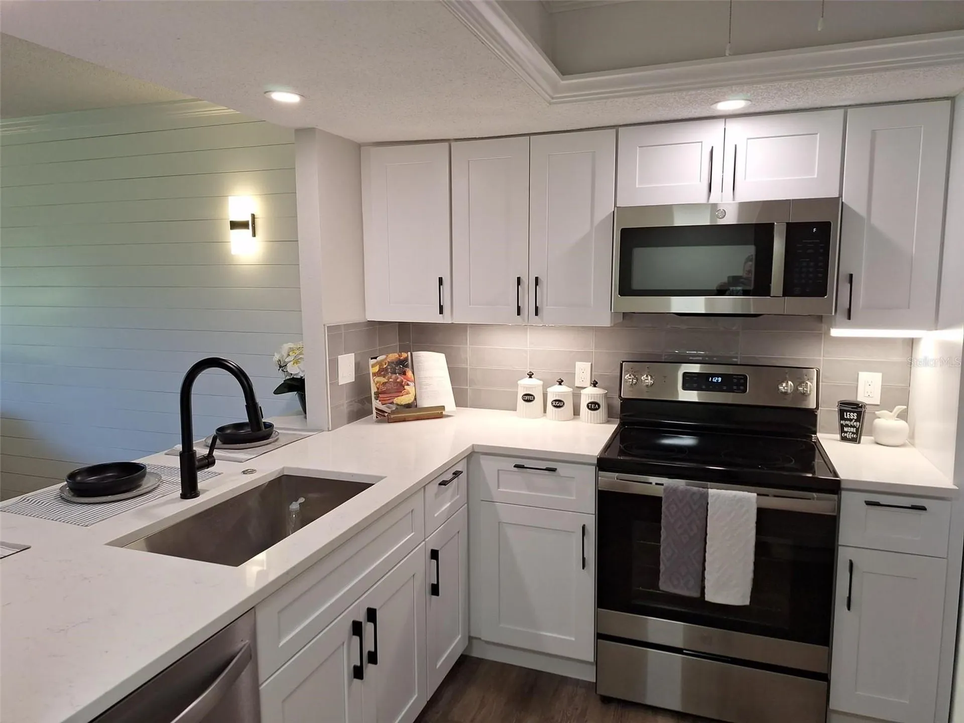 3700 Beneva Road Sarasota FL 34232
