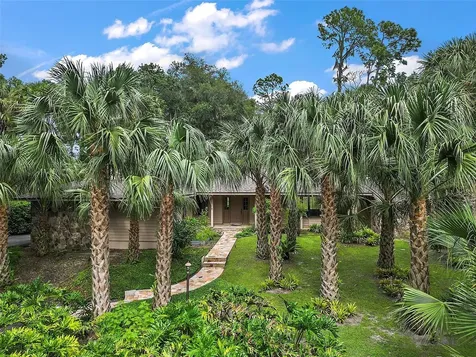 1315 Olympia Avenue Mount Dora FL 32757