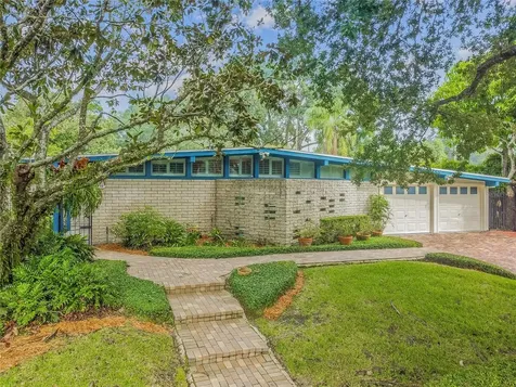 2715 Santos Place Orlando FL 32806