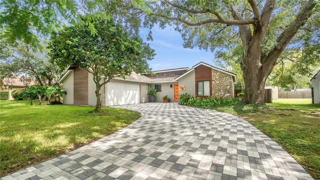 241 S Shadow Bay Drive Orlando FL 32825
