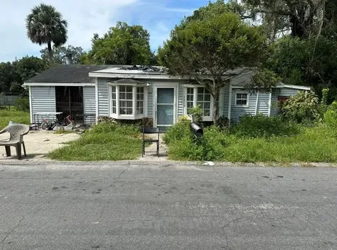 1319 Gorham Street Mount Dora FL 32757