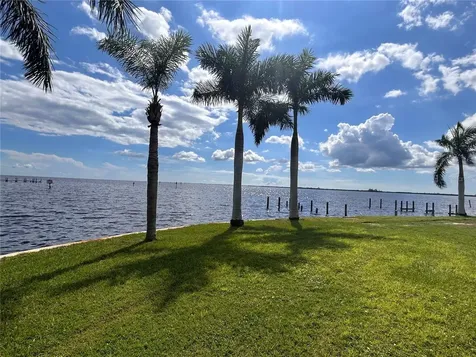 143 Creek Drive SE Port Charlotte FL 33952