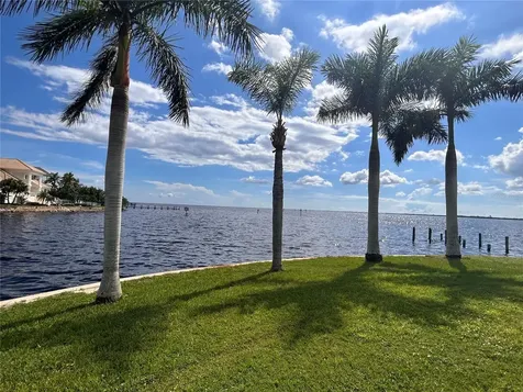 143 Creek Drive SE Port Charlotte FL 33952