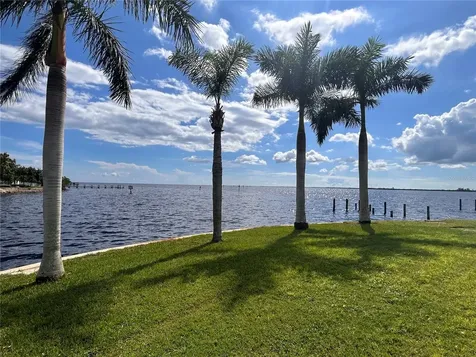 143 Creek Drive SE Port Charlotte FL 33952