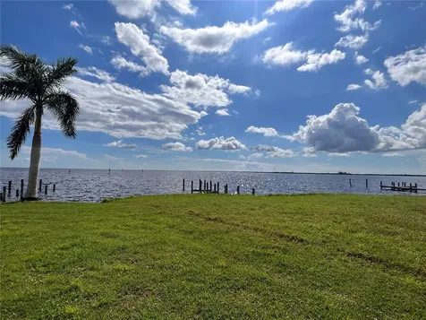 143 Creek Drive SE Port Charlotte FL 33952