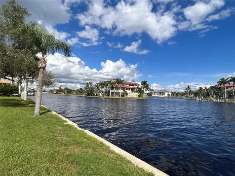143 Creek Drive SE Port Charlotte FL 33952