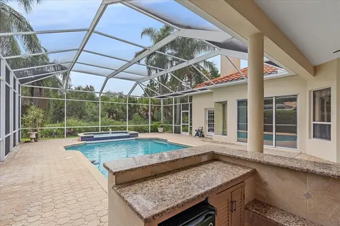 4808 Benchmark Court Sarasota FL 34238