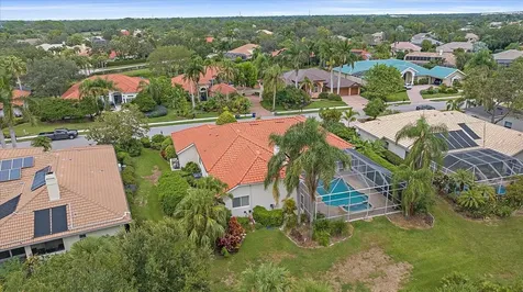 4808 Benchmark Court Sarasota FL 34238