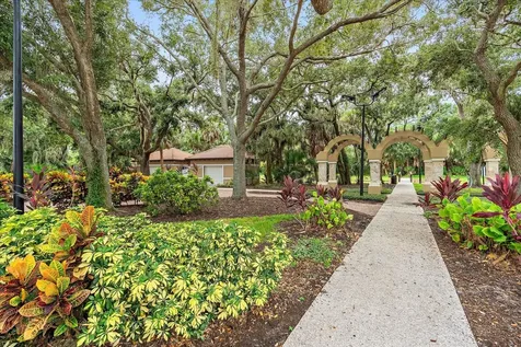 4808 Benchmark Court Sarasota FL 34238