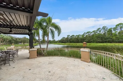 4808 Benchmark Court Sarasota FL 34238