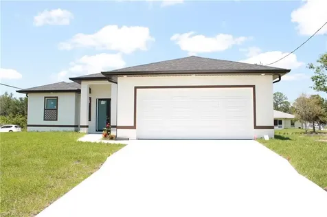 3908 8th Street SW Lehigh Acres FL 33976