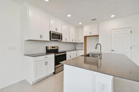 9974 Last Light Glen Parrish FL 34219