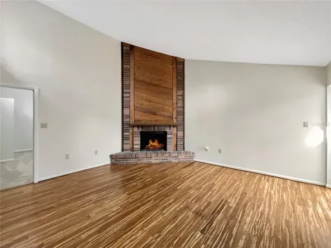 2111 Kings Crossing SW Winter Haven FL 33880