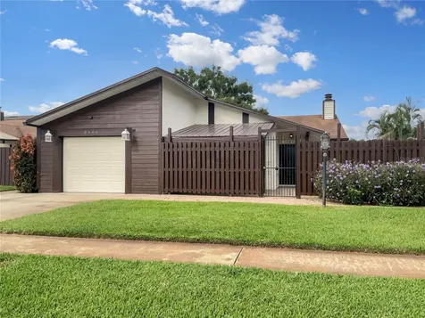 2111 Kings Crossing SW Winter Haven FL 33880