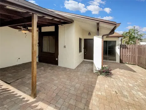 2111 Kings Crossing SW Winter Haven FL 33880