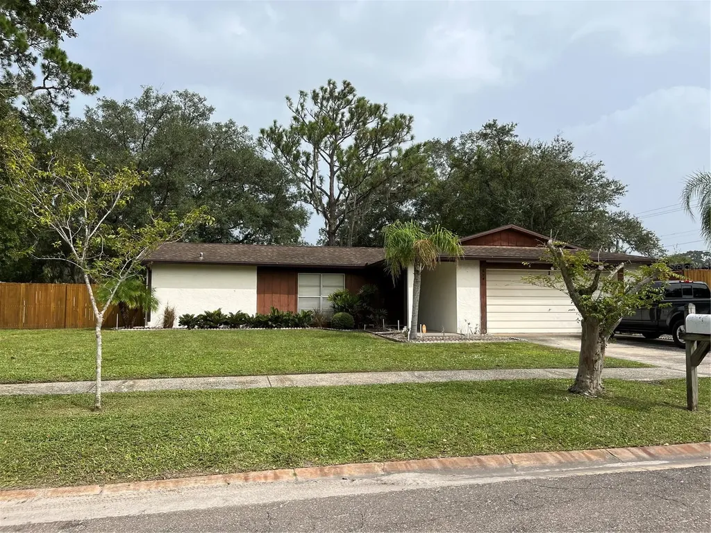 275 Van Gogh Circle Brandon FL 33511