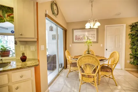 9082 Apple Valley Avenue Englewood FL 34224