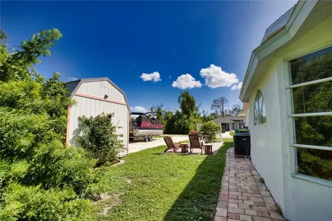 9082 Apple Valley Avenue Englewood FL 34224