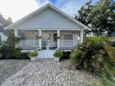 306 Washington Street New Smyrna Beach FL 32168