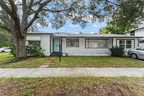 2231 10th Street N St Petersburg FL 33704