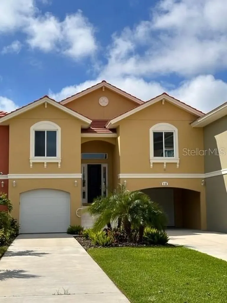 9 Franklin Court S St Petersburg FL 33711
