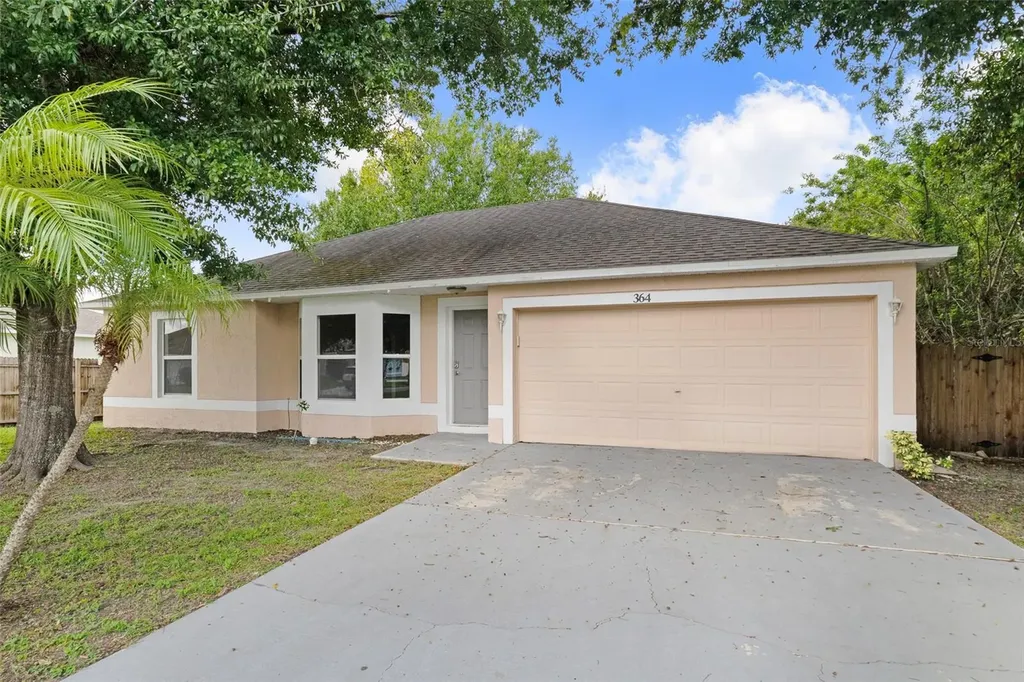 364 Colonade Court Kissimmee FL 34758