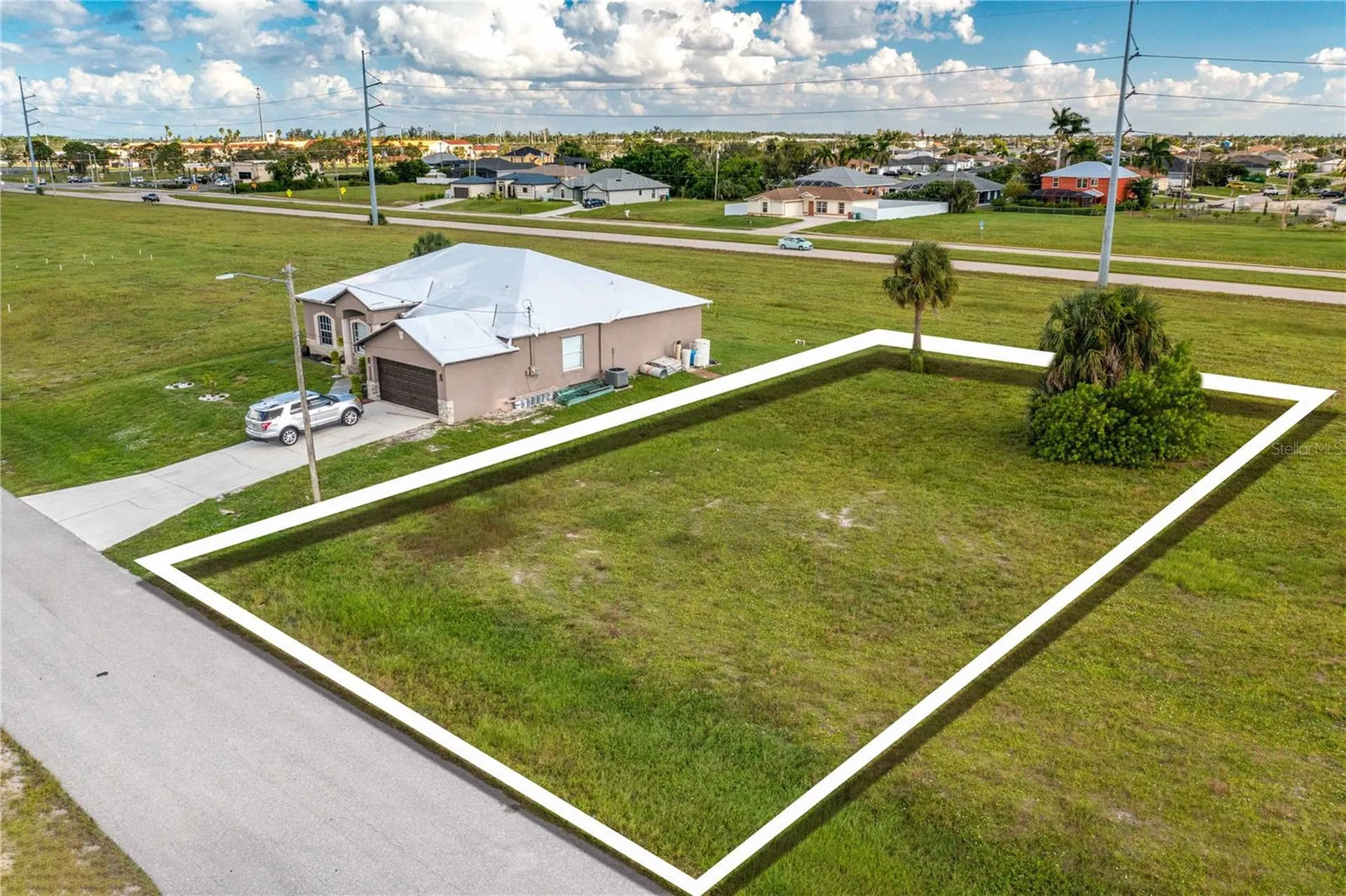 1718 NW 8th Terrace Cape Coral FL 33993