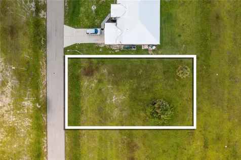 1718 NW 8th Terrace Cape Coral FL 33993