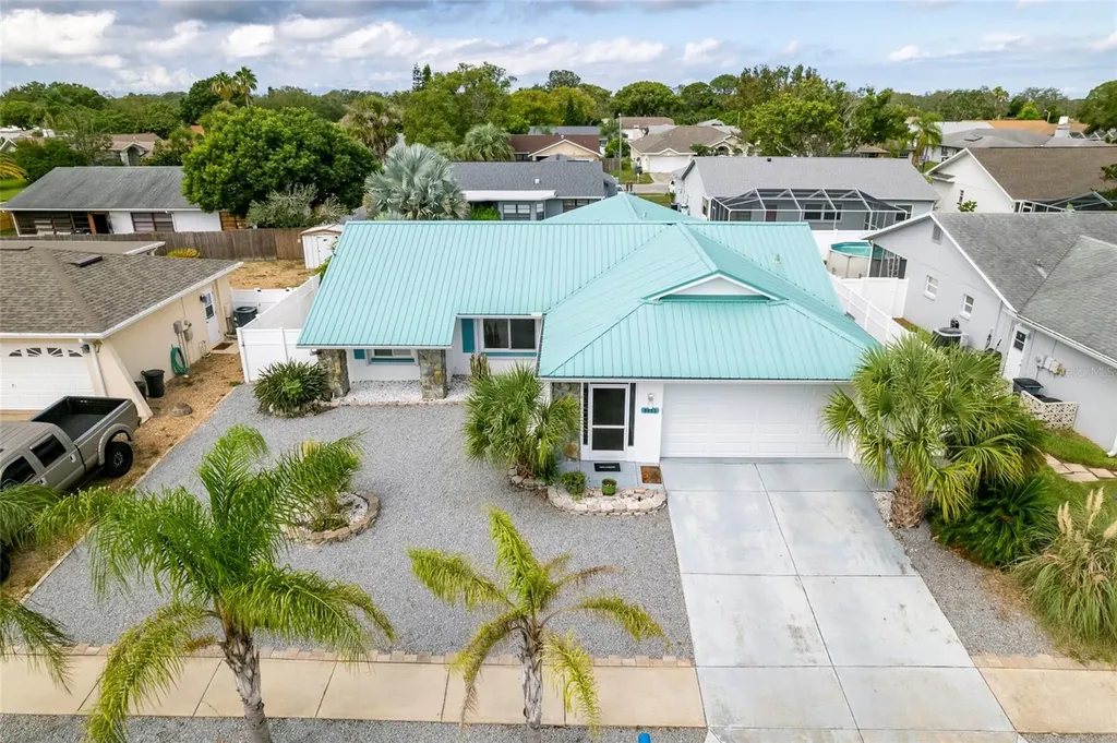 8833 Martinique Lane Port Richey FL 34668