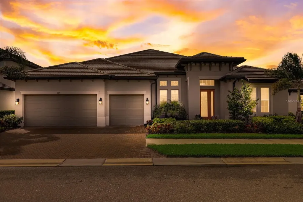 6321 Rivo Lakes Boulevard Sarasota FL 34241