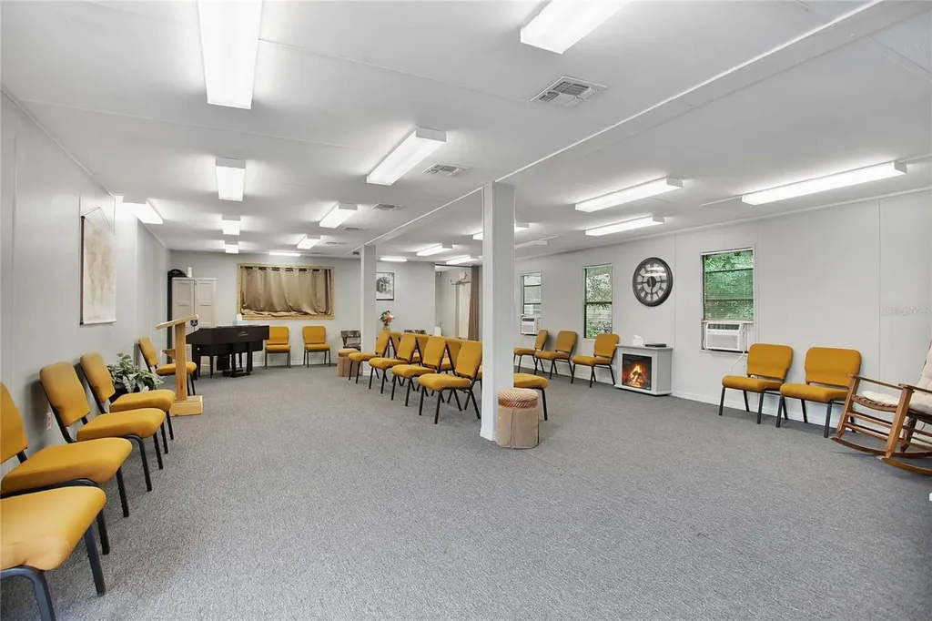 37143 Clinton Avenue Dade City FL 33525