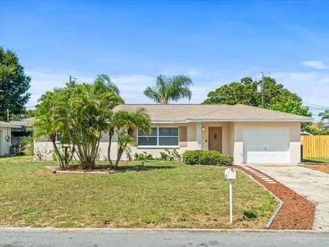 8828 110th Street Seminole FL 33772