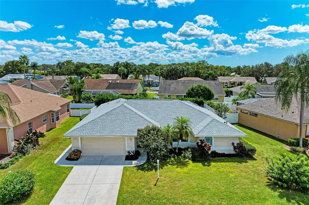 6112 56th Terrace E Bradenton FL 34203