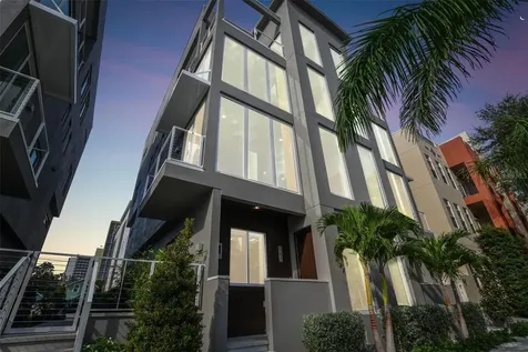 541 4th Avenue S St Petersburg FL 33701