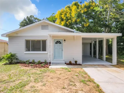 634 S 10th Street Lake Wales FL 33853