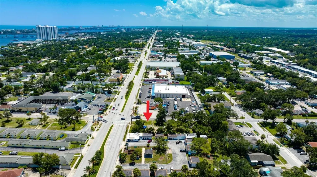000 Ridgewood Avenue Holly Hill FL 32117