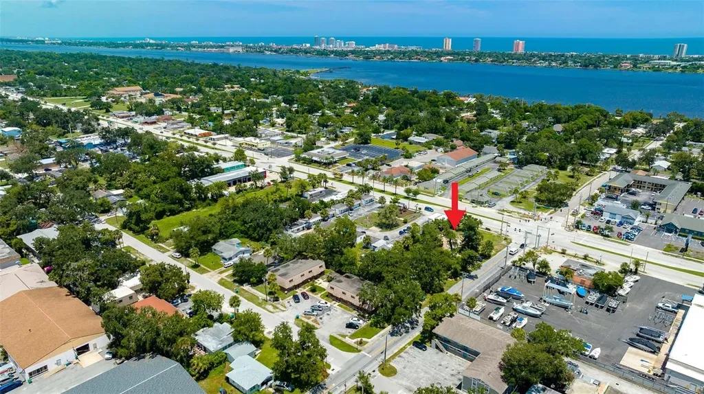000 Ridgewood Avenue Holly Hill FL 32117