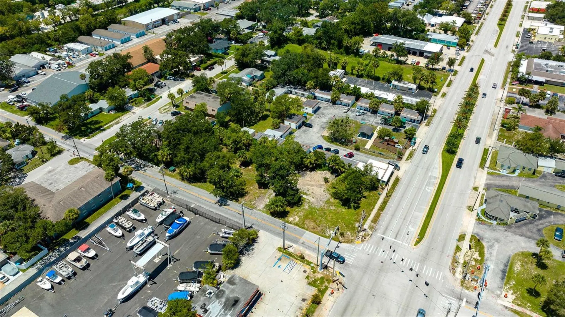 000 Ridgewood Avenue Holly Hill FL 32117
